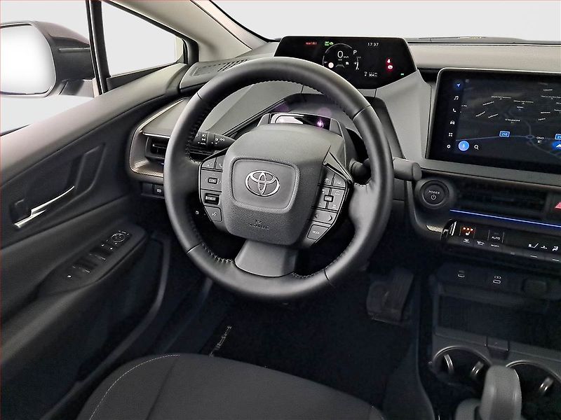 Toyota Prius (2024) 2.0 Plug-in Hybrid - fotka 7 z 22
