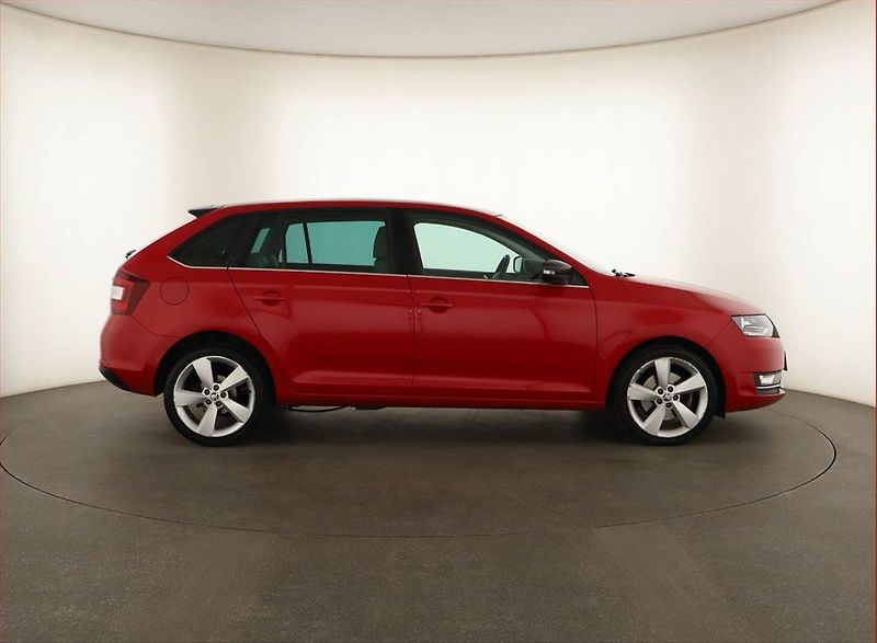 Škoda Rapid (2018) Spaceback 1.4 TSI, Automat - fotka 6 z 16