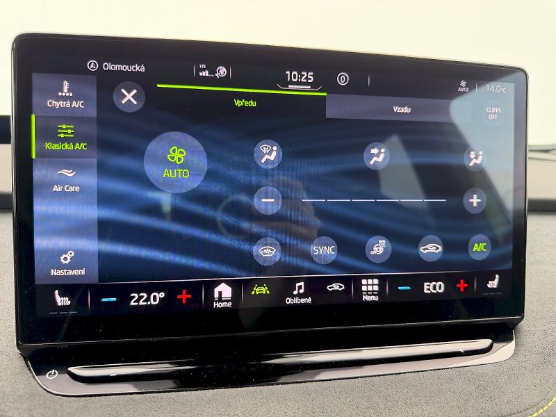 Škoda Enyaq (2022) RS 220kW 82kWh 4x4 - fotka 21 z 35