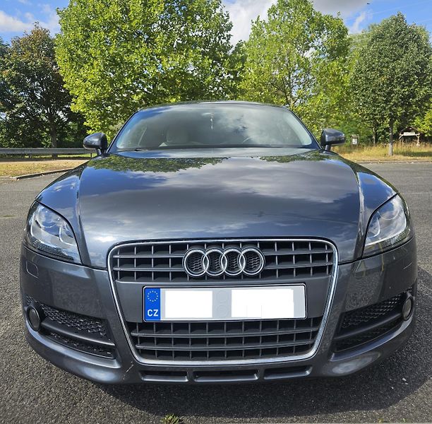 Audi TT (2006) Audi TT 2.0 TFSI 147 kW - fotka 2 z 21