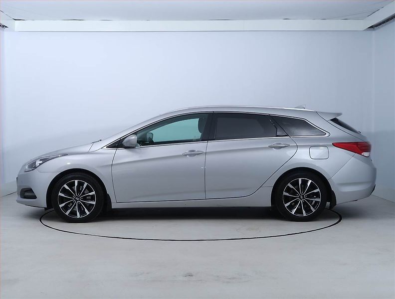 Hyundai i40 (2019) 1.6 CRDi, Serv.kniha, Navi - fotka 3 z 18