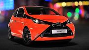 Toyota Aygo za 230 900 Kč nic ze zmíněných komfortních prvků neobsahuje