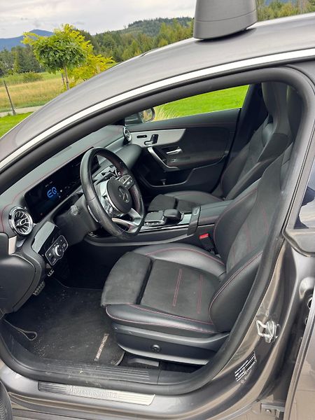 Mercedes-Benz CLA (2020) Elektrika-benzín - fotka 6 z 8