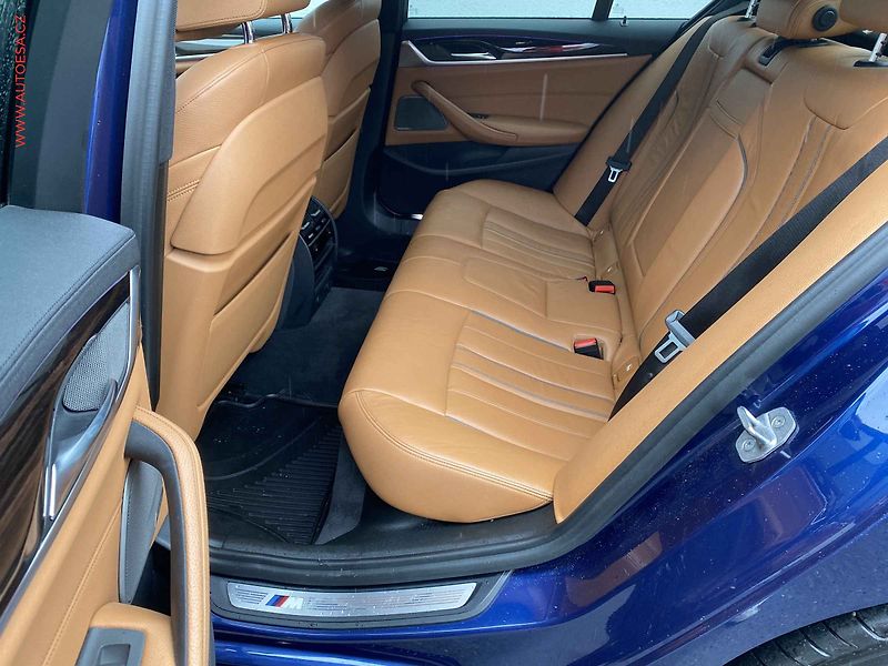 BMW Řada 5 (2017) 3.0d 530d xDrive, ČR, AT - fotka 10 z 24
