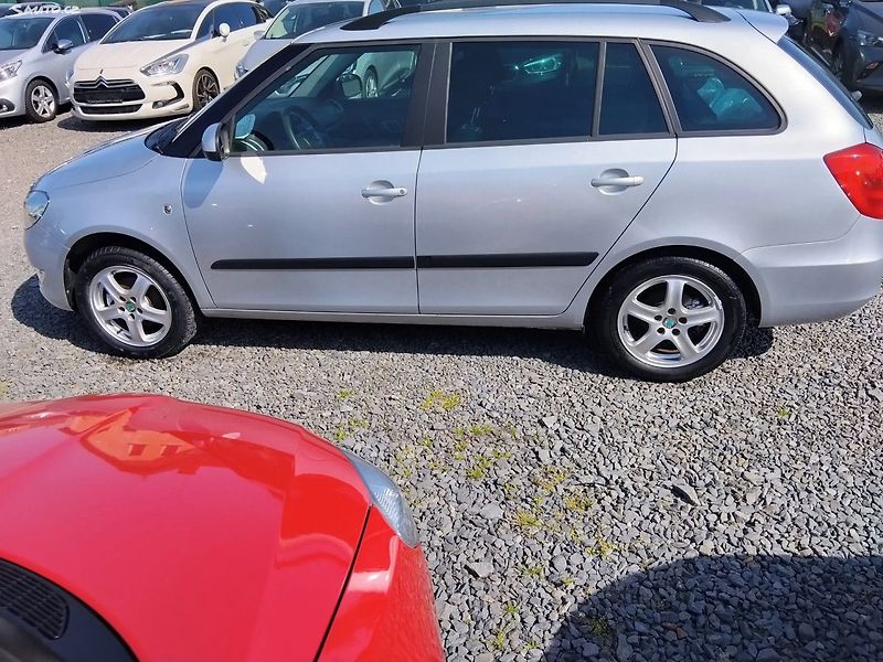 Škoda Fabia (2013) - fotka 9 z 36