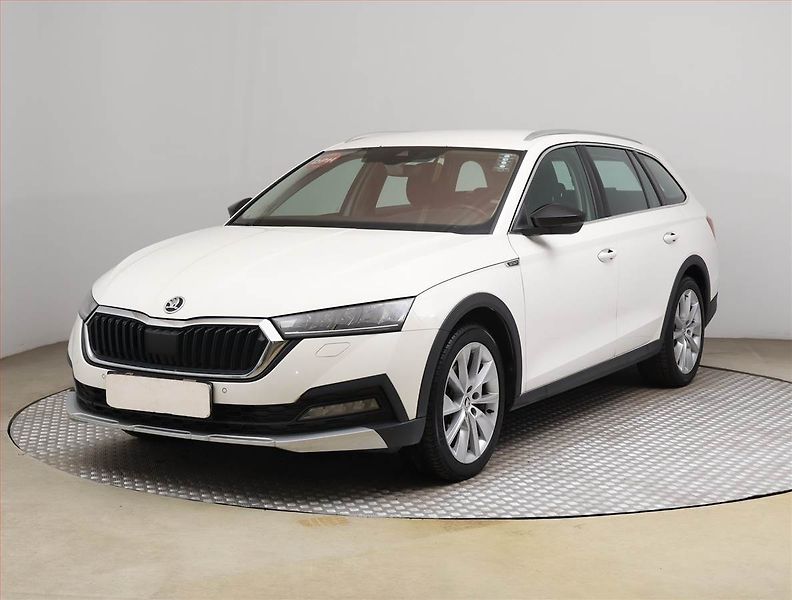 Škoda Octavia (2020) Scout 2.0 TDI, 4X4, Automat - fotka 2 z 27