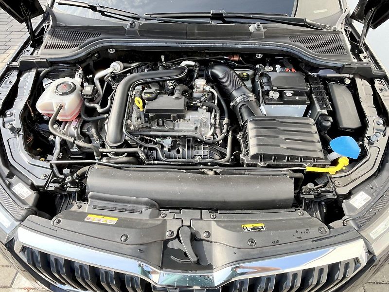 Škoda Kamiq (2021) STYLE Business Edition 1.0TSi - fotka 15 z 21
