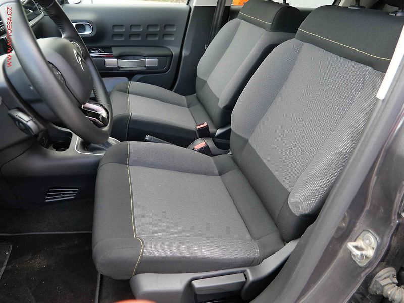 Citroën C3 (2019) 1.2PT, AT, klima - fotka 9 z 21