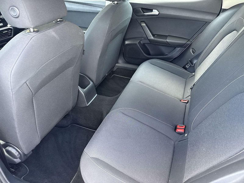 Seat Leon (2022) 1.0 TSI Reference - fotka 8 z 26