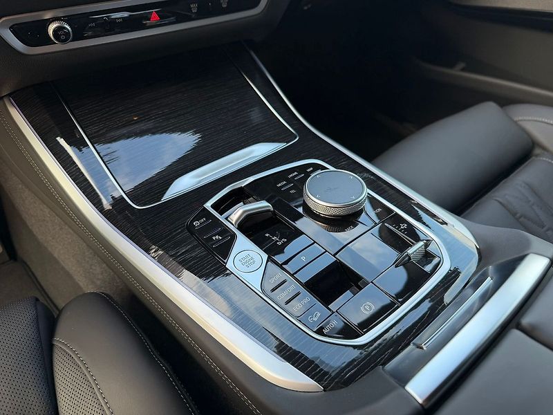 BMW X5 40xd Vzduch Ventilace Tažné - fotka 30 z 38