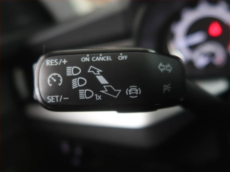 Škoda Kamiq (2020) Style 1.0 TSI, ČR,1.maj - fotka 16 z 20