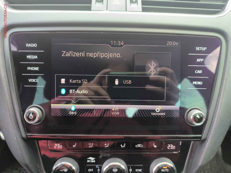Škoda Octavia (2018) 1.4TSi, 2.maj,ČR, Xenon, navi - fotka 12 z 22