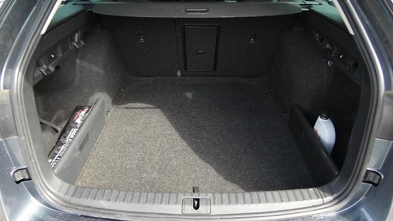 Škoda Octavia 2,0 TDI Style 110 kW - fotka 21 z 23