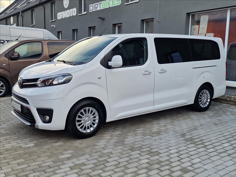 Toyota ProAce Verso 2.0 D-4d 110kW L2 Shuttle, ČR - fotka 6 z 50
