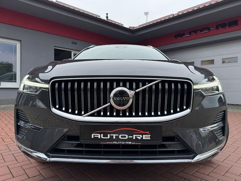 Volvo XC60 (2021) 2.0D B4 AWD Inscription - fotka 35 z 47
