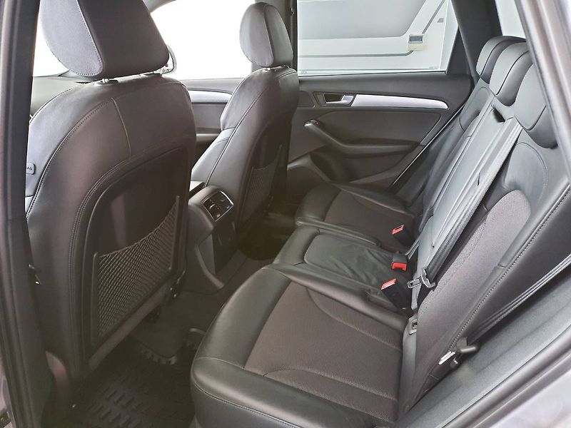 Audi Q5 (2016) 2.0 TDI quattro (140kW/190k) S - fotka 8 z 21
