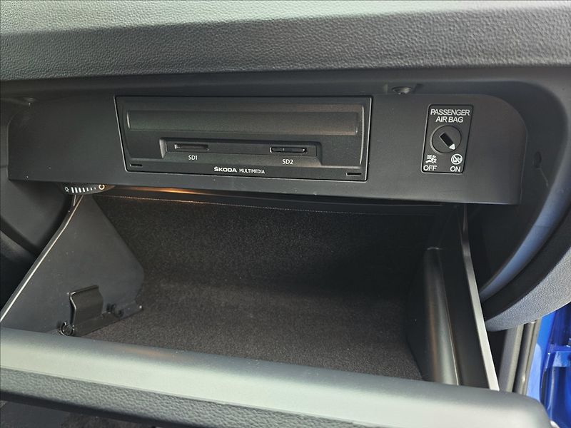 Škoda Octavia III 2,0TDi STYLE EXTRA + - fotka 41 z 50