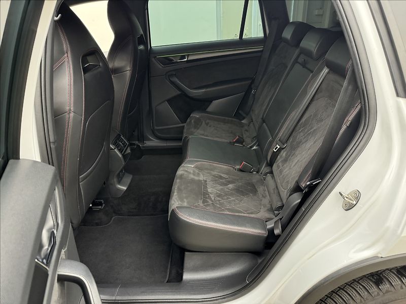 Škoda Kodiaq 2,0 RS CANTON DPH DCC 360° ČR - fotka 44 z 49