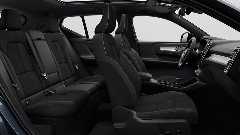Volvo XC40 (2026) Black Edition,360°kam, ACC, BL - fotka 10 z 13