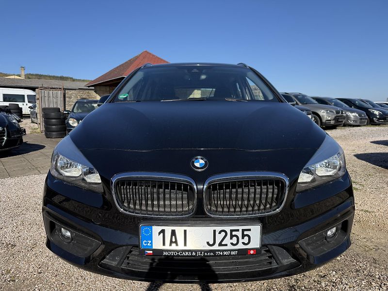 BMW Řada 2 (2015) 1.5 100kw spotřeba 4.9L2 - fotka 3 z 49