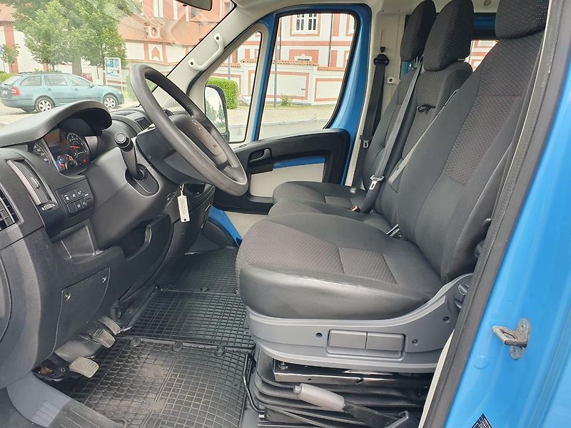 Peugeot Boxer (2016) 120kw, 9 míst, DPH,  SPLÁTKY  - fotka 11 z 26