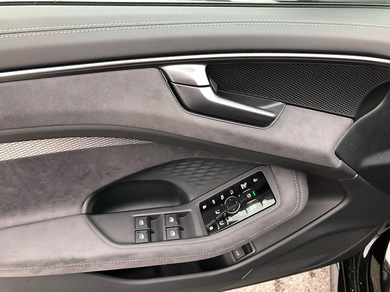 Audi A6 Avant TDI quattro 150kW - fotka 15 z 30