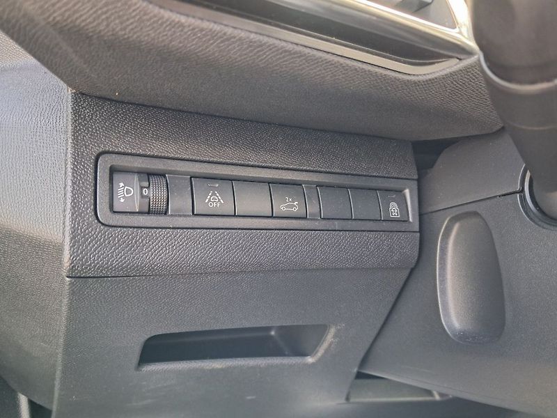 Peugeot 5008 5008 ALLURE PACK BlueHDi 130 S - fotka 12 z 16