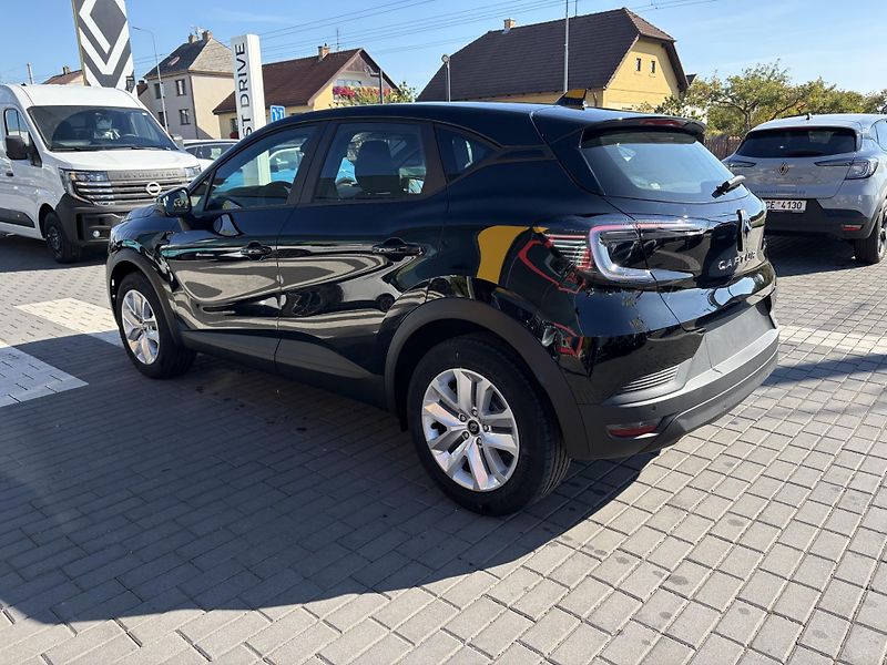 Renault Captur Evolution TCE 115 - fotka 5 z 8