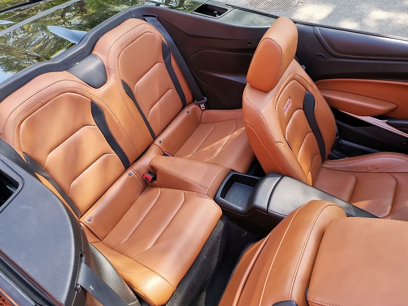 Chevrolet Camaro (2019) 6.2i V8 333kw  453PS Cabrio SS - fotka 23 z 39
