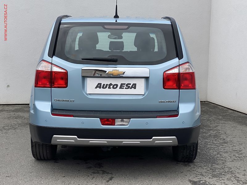 Chevrolet Orlando (2012) 1.8i, LTZ, navi, park.čidla - fotka 5 z 18