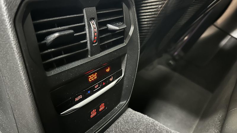 BMW M4 COMPETITION /TOP STAV - fotka 26 z 46