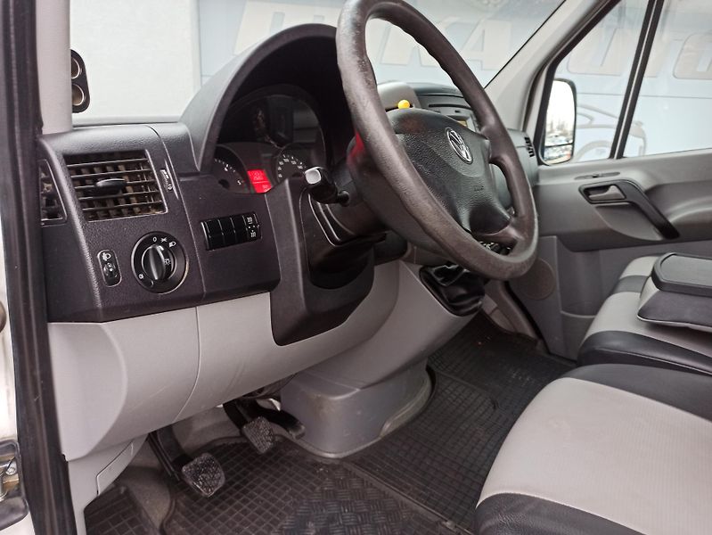 Volkswagen Crafter 2.0TDI 100kW DOUBLE CAB 2.MAJ. - fotka 13 z 24