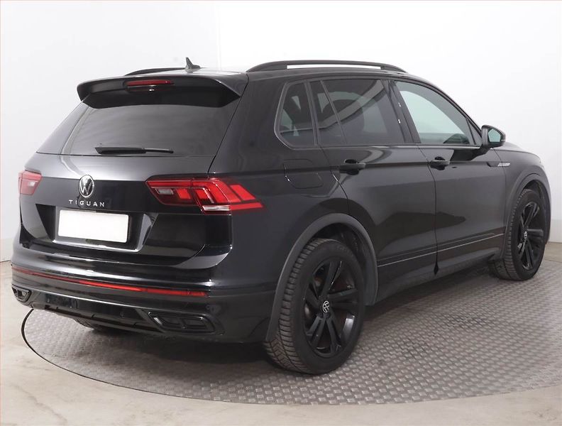 Volkswagen Tiguan (2023) R-Line 2.0 TDI - fotka 5 z 17