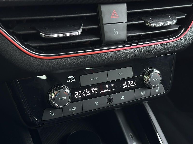 Škoda Kamiq 1.0TSi Monte Carlo 116PS Matri - fotka 26 z 45