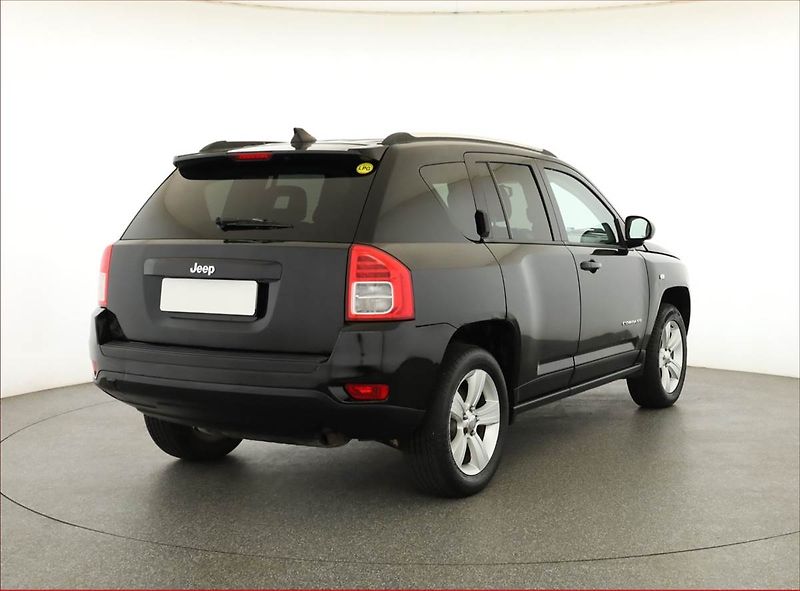 Jeep Compass (2012) 2.4, LPG, Serv.kniha - fotka 5 z 15