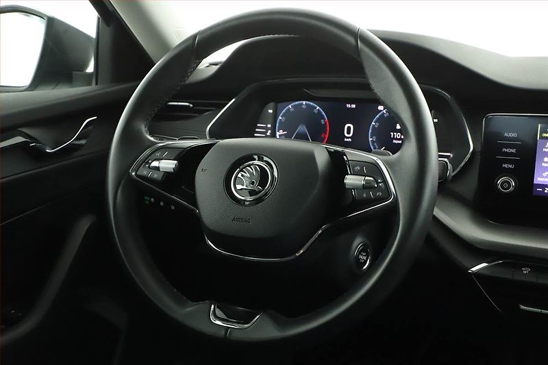 Škoda Octavia (2023) Ambition 1.0 TSI e-tec - fotka 8 z 20