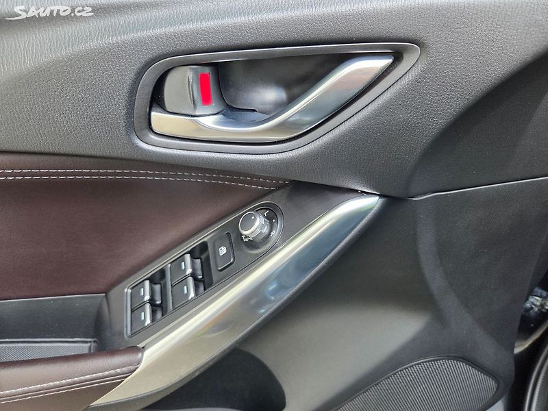 Mazda 6 (2015) 2.2D Aut.4x4 - 2.maj nové ČR - fotka 22 z 42