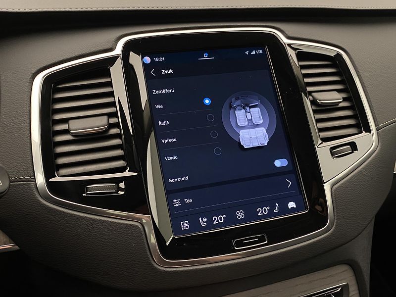 Volvo XC90 T8 AWD RECHARGE PLUS DARK CZ - fotka 61 z 73