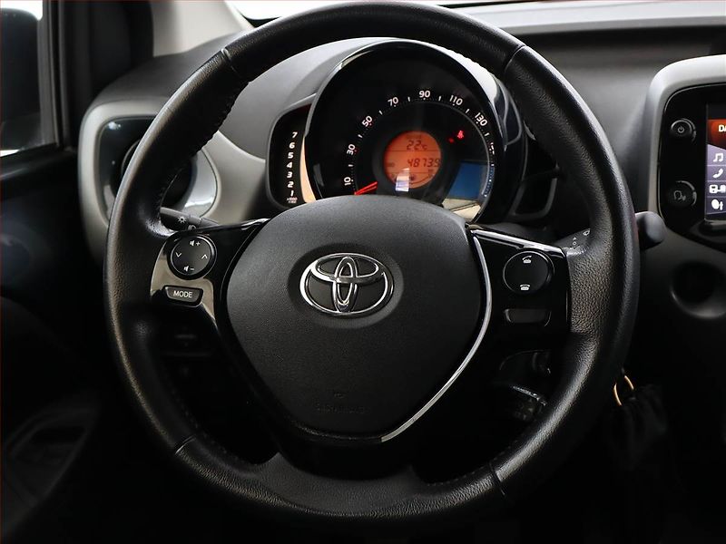 Toyota Aygo (2021) 1.0 VVT-i, ČR,1.maj - fotka 12 z 13