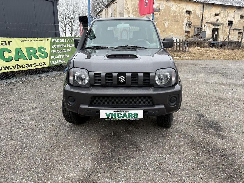 Suzuki Jimny 1,3i 4x4 Tažné Klimatizace - fotka 2 z 21