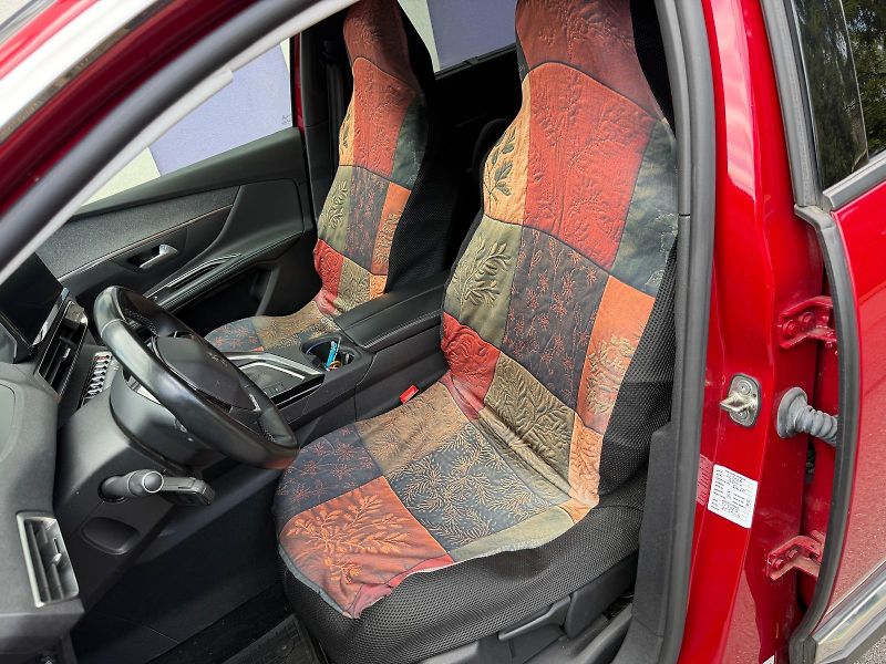 Peugeot 5008 1,5 HDi ALLURE PACK /1.maj./ČR - fotka 10 z 26