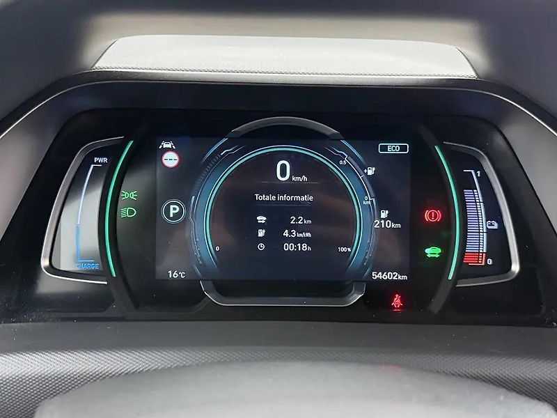 Hyundai Ioniq 100kW 38kWh Premium Tepelko TZ - fotka 6 z 16