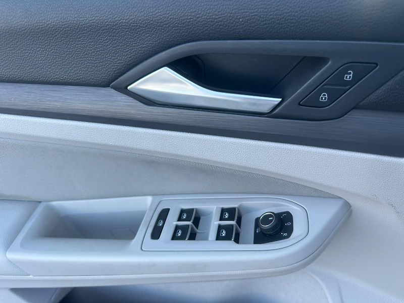 Volkswagen Golf (2022) 2.0TDi, 110KW,STYLE,MATRIX,DPH - fotka 19 z 26