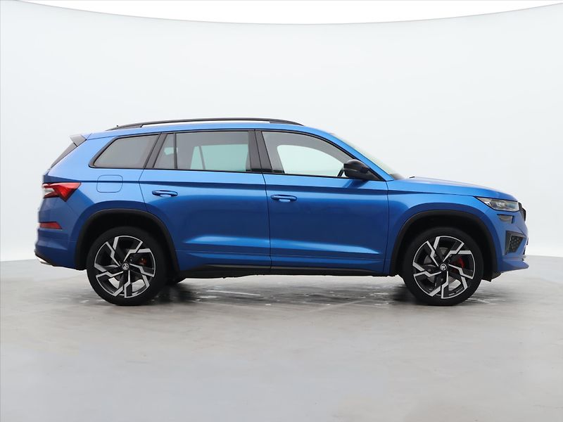 Škoda Kodiaq 2,0 TSI 180kW RS 4x4 DSG CZ DP - fotka 8 z 37