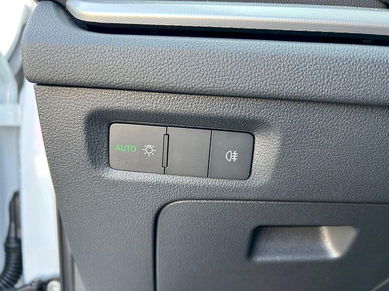Škoda Octavia (2025) Selection 1.5 TSI 85 kW - fotka 16 z 31
