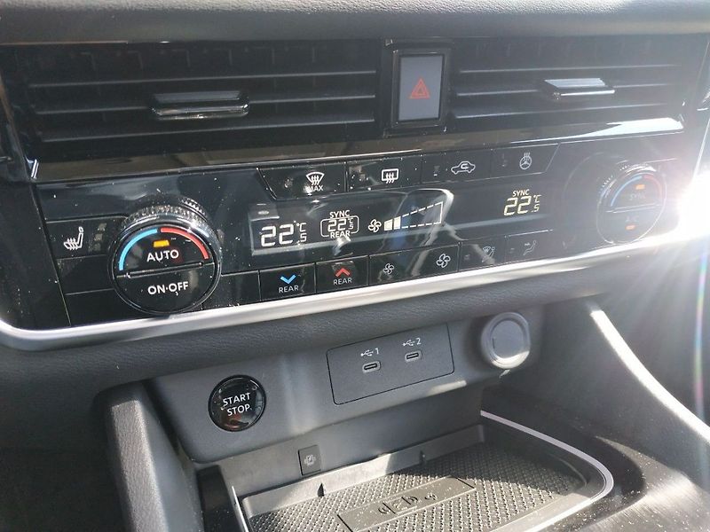 Nissan X-Trail E-POWER e-4ORCE N-TREK SKLADEM - fotka 23 z 29