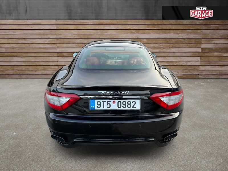Maserati GranTurismo (2012) +4.7S+F1+ ČR + DPH + 1.maj. + - fotka 4 z 20