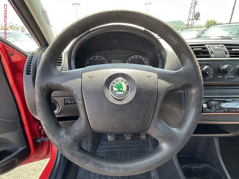 Škoda Fabia (2007) 1.2i, ČR, zmk.řazení - fotka 12 z 13