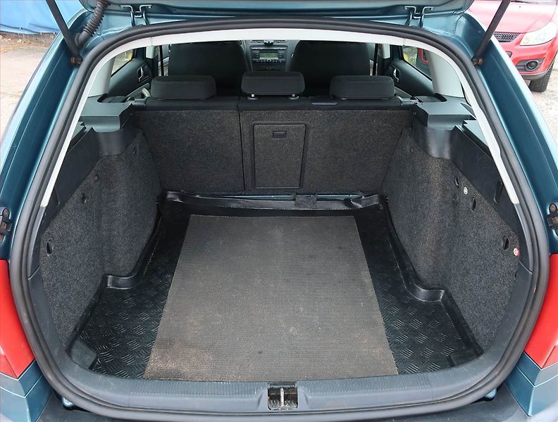 Škoda Octavia (2007) 1.9 TDI, nová STK, Tažné - fotka 13 z 15