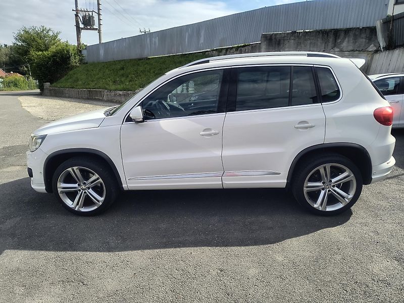 Volkswagen Tiguan (2013) 2.0 TDI 4X4 DSG 130KW R-LINE  - fotka 4 z 53